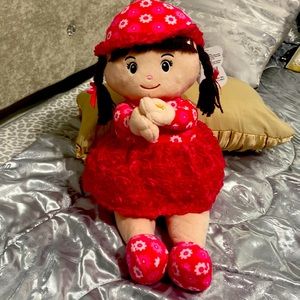 Plush doll PRAYS OUR FATHER! Very nice for a gift